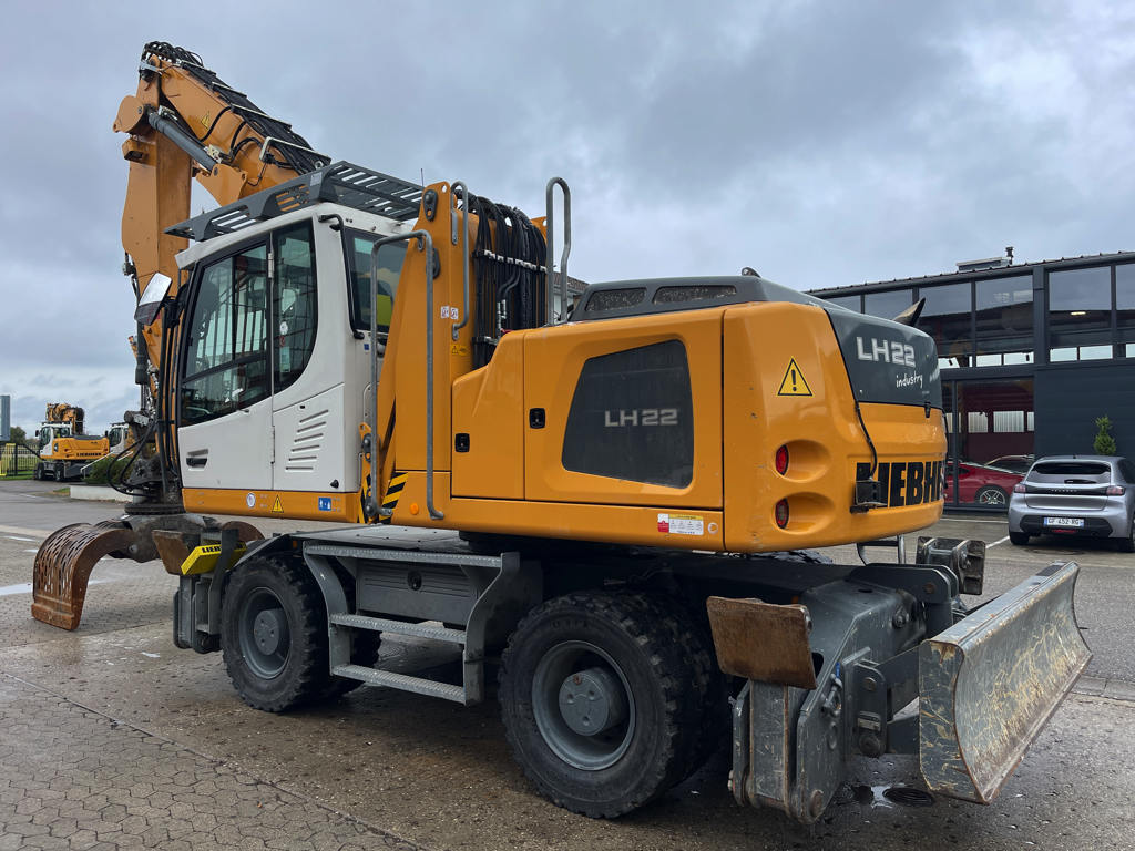 Pelle manutention LIEBHERR LH22M PM111