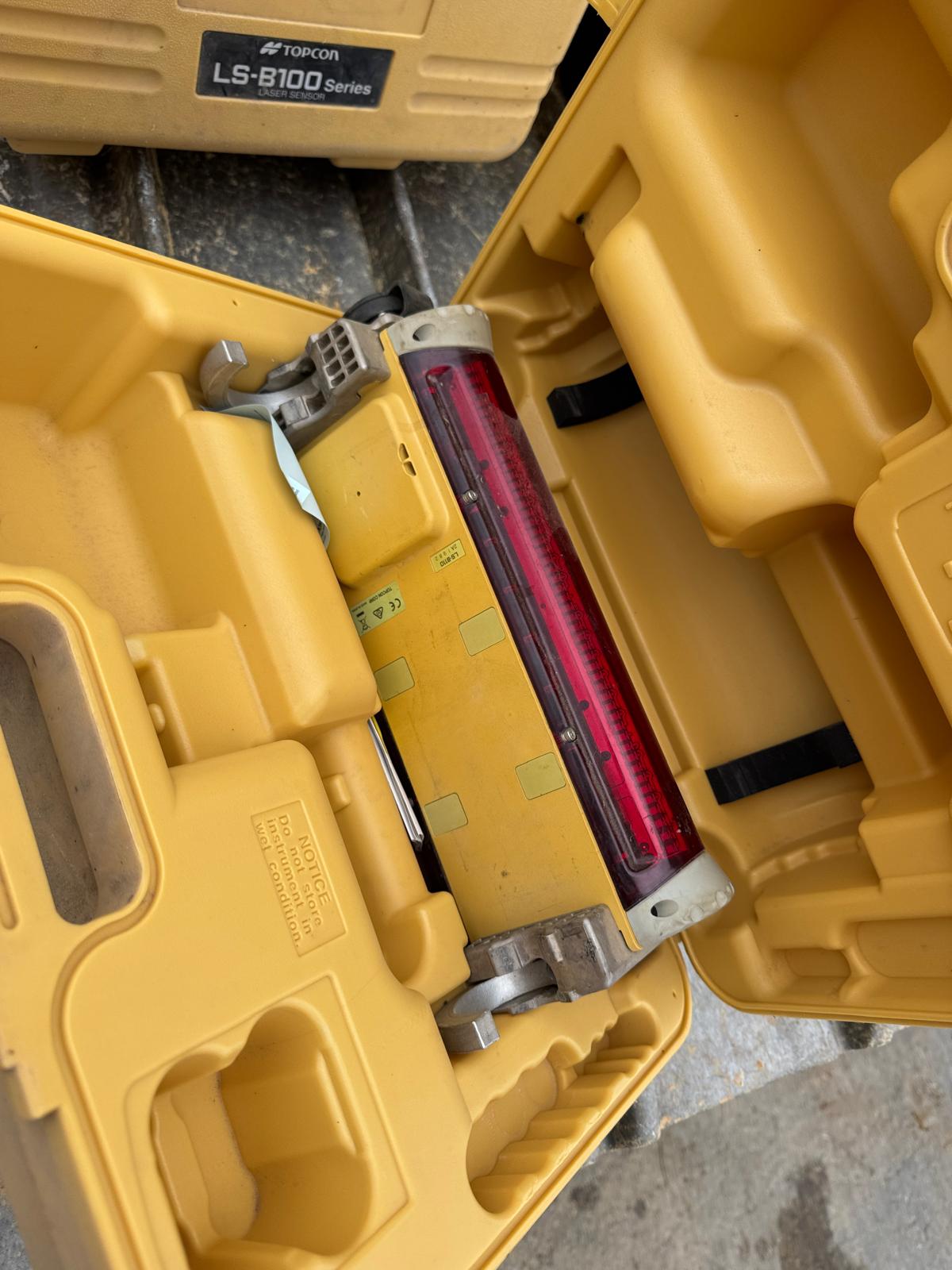 Bulldozer KOMATSU D61PXi-24 BD014