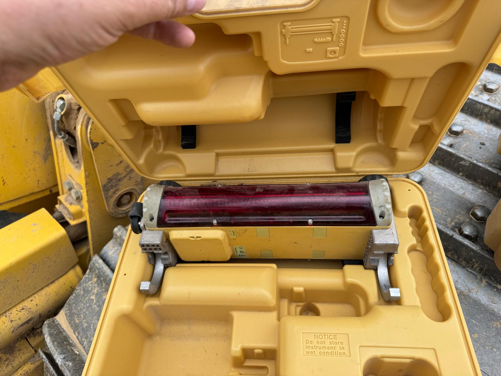 Bulldozer KOMATSU D61PXi-24 BD014