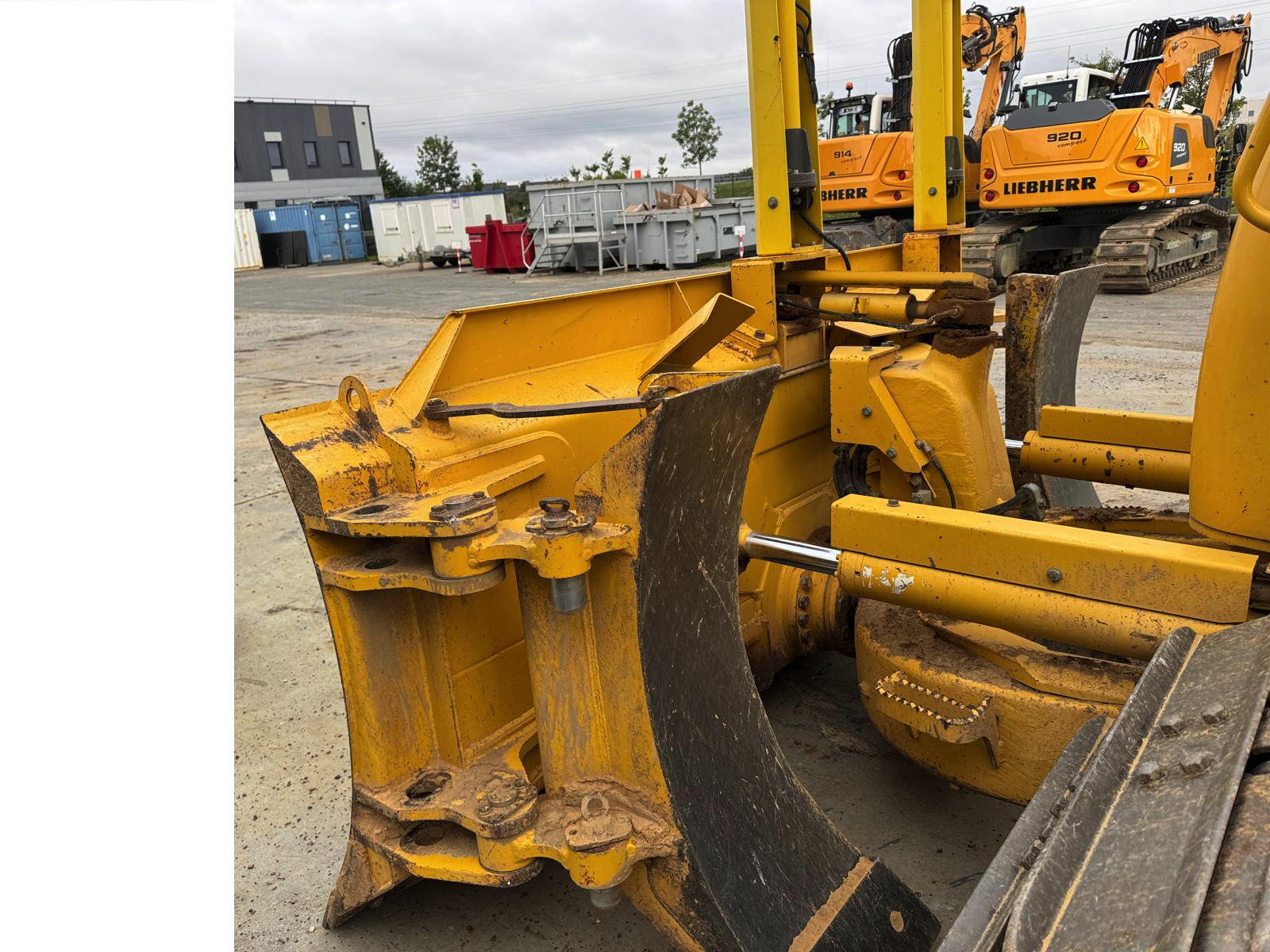 Bulldozer KOMATSU D61PXi-24 BD014