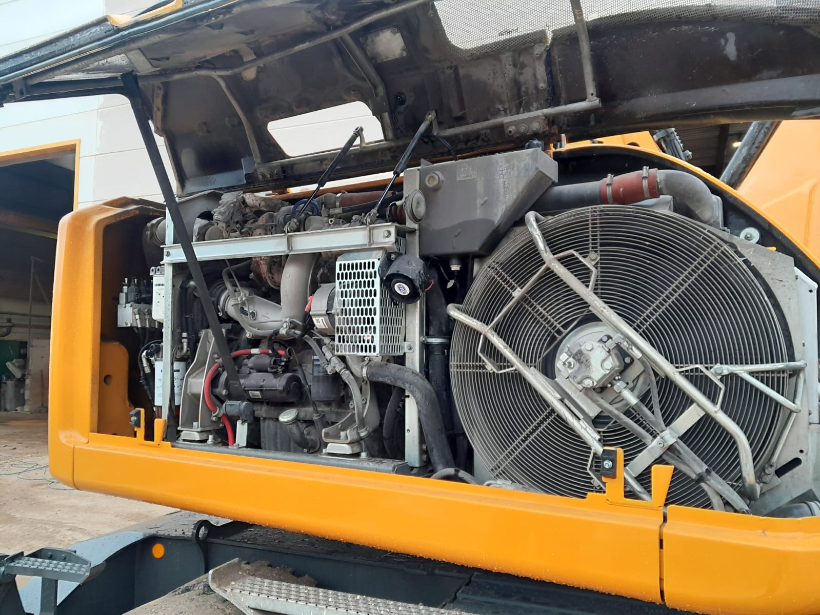 Pelle manutention LIEBHERR LH18M PM115