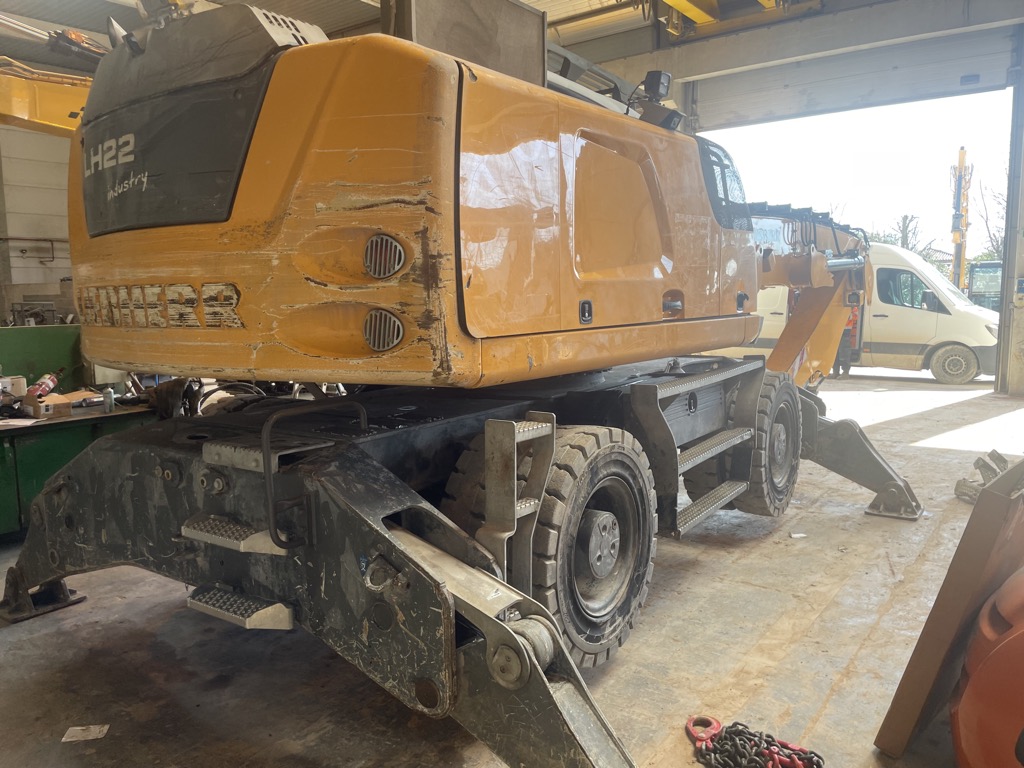Pelle manutention LIEBHERR LH22M PM116